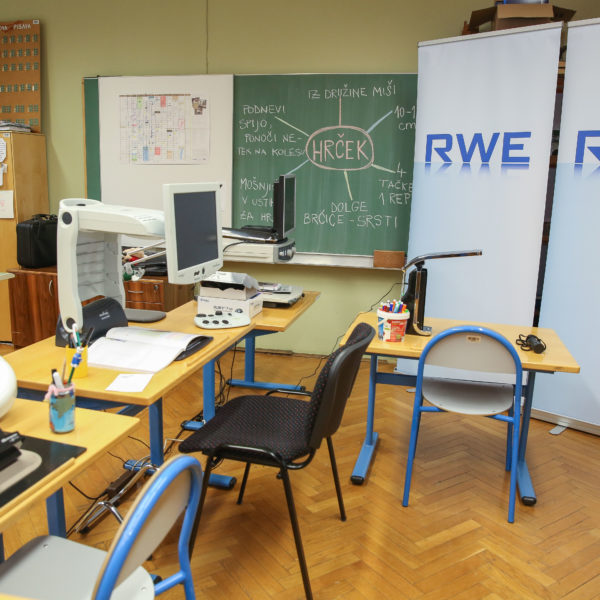 RWE pomaga Centru IRIS