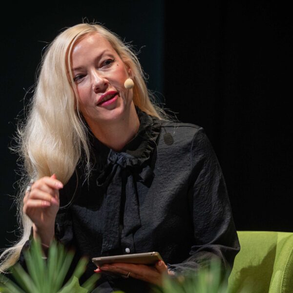 Voditeljica Katarina Matejčič